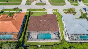 Exterior - 4BR, 3BA Marco Island home with heated pool, WiFi, and beach access (Marco Island)