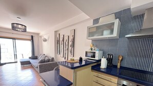 Apartment | Private kitchen - Ocean Terrace Seaview Apartment (Silves)