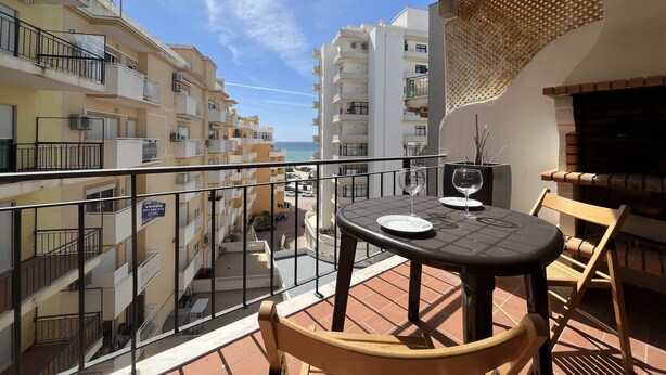 BBQ/picnic Area - Ocean Terrace Seaview Apartment (Silves)