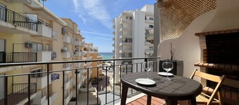 Ocean Terrace Seaview Apartment