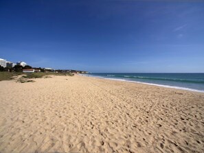 Beach nearby - Alvor Bay Dream by Interhome (Alvor)