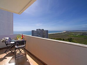 Outdoor dining - Alvor Bay Dream by Interhome (Alvor)