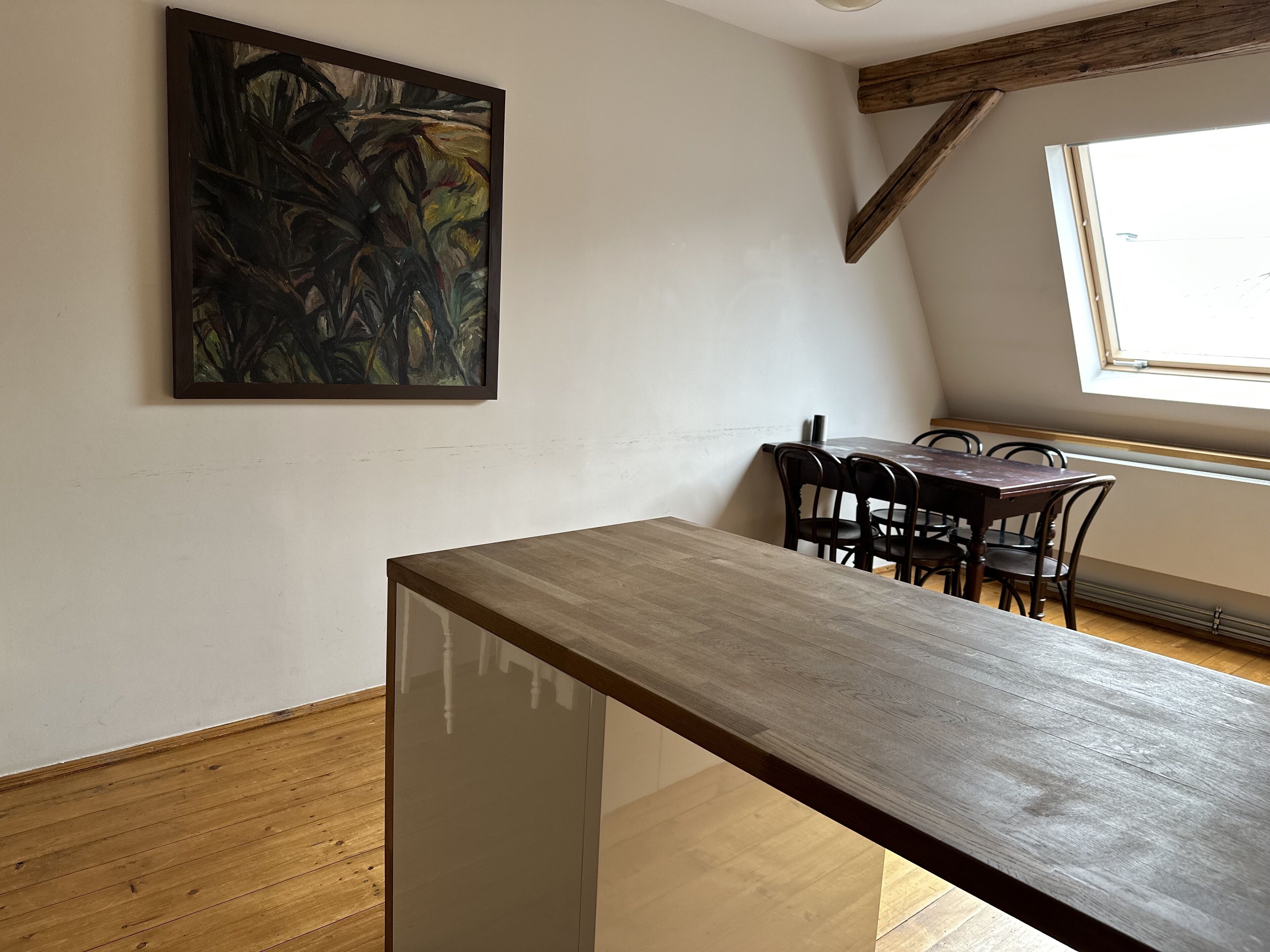 Family Apartment | In-room dining