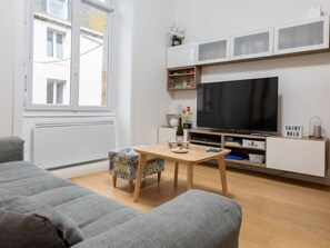 TV
