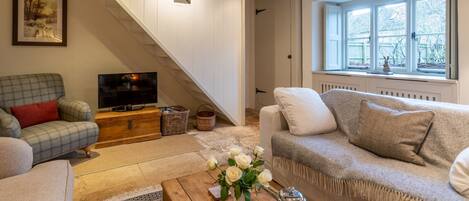 TV, peis og stereoanlegg