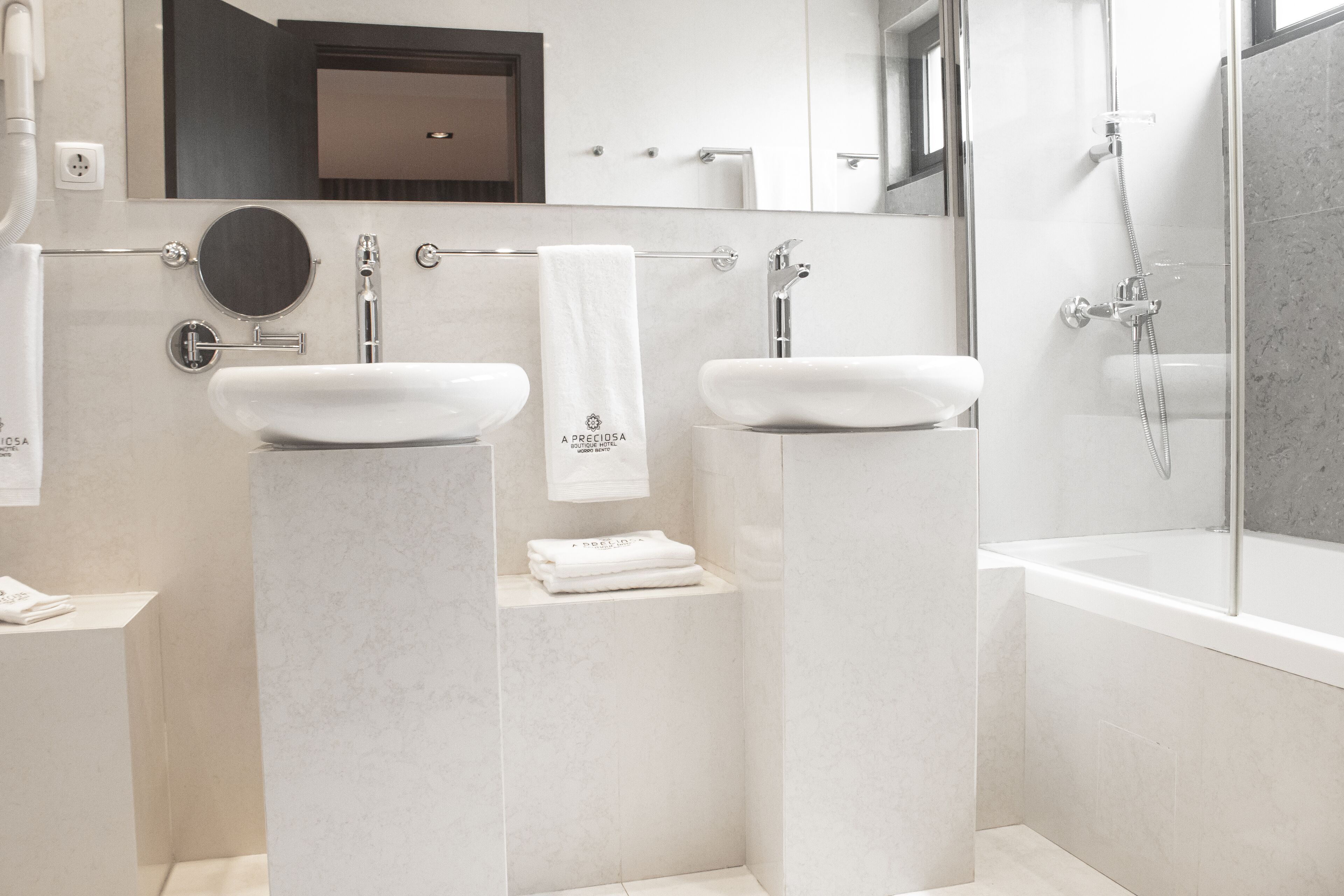 Executive Suite | Bathroom