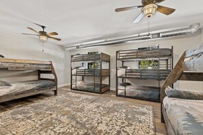 19 chambres, bureau, fer et planche Ă repasser, Wi-Fi gratuit