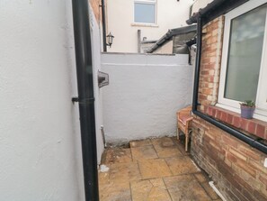 Property grounds - Dickie Hoy's Cottage (Scarborough)