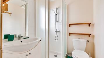 Douche, sĂšche-cheveux