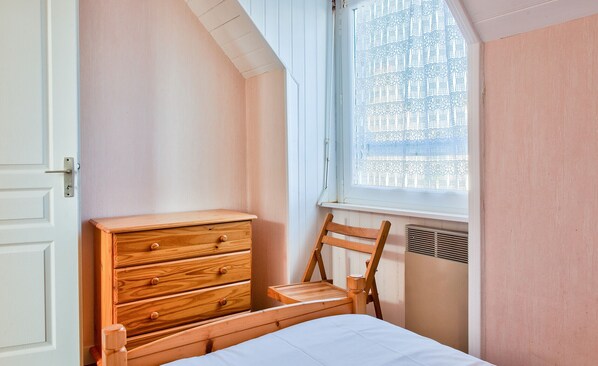 3 bedrooms