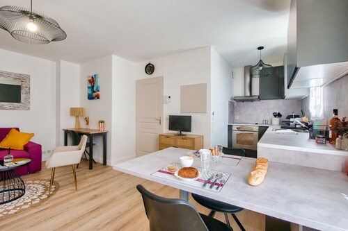 150m from St Martin de Ré harbour, studio for 2