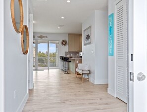 Interior - Casa Del Mar~ Luxury Pool Home w/ Kayaks and Bikes! (Marathon)