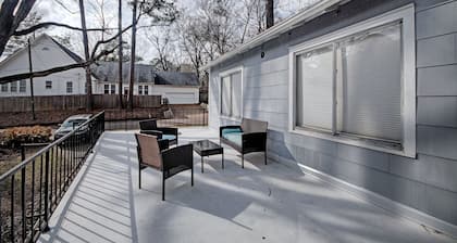 King Bed Home in the Heart of Jackson