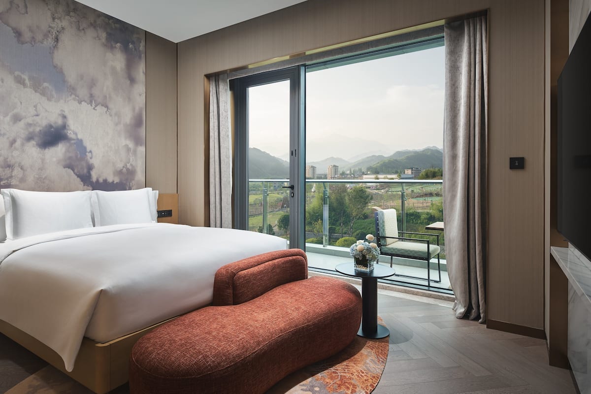 Suite, 2 Schlafzimmer | 1 Schlafzimmer, Minibar, Verdunkelungsvorhänge, kostenloses WLAN