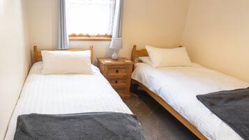 2 camere, ferro/asse da stiro, Wi-Fi gratuito, lenzuola