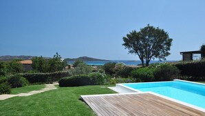 Unclassified image, 4 of 38, button - Villa Asta (San Teodoro)