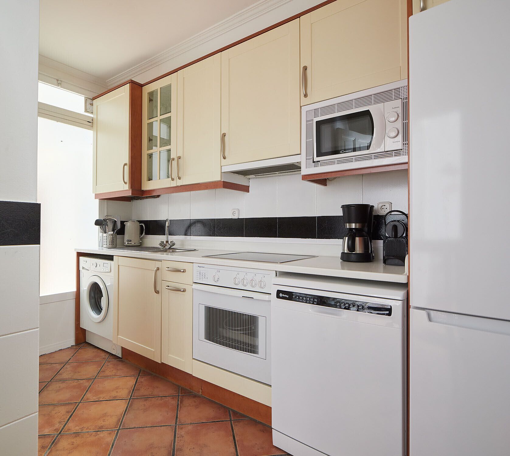 Fridge, microwave, oven, dishwasher