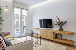 TV