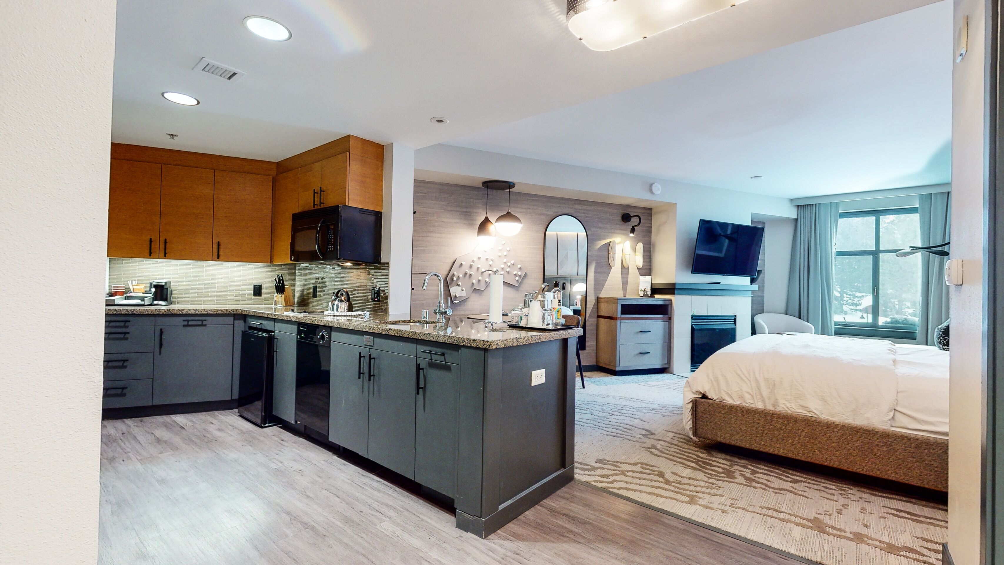 Modern Luxury Studio Right Across The Village! Amazing Complex Amenities