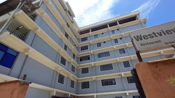 Bagian depan properti