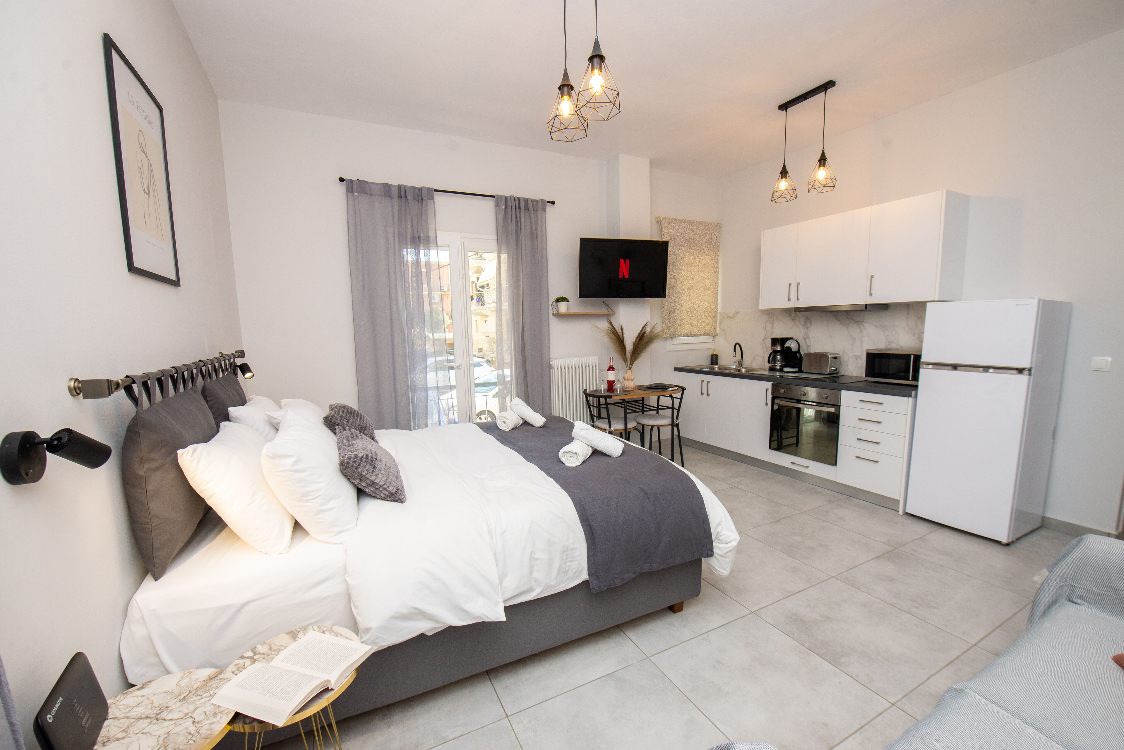 Premium bedding, soundproofing, iron/ironing board, free WiFi