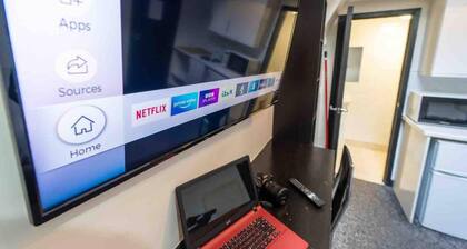 Ground Floor Cosy Studio Close to the City