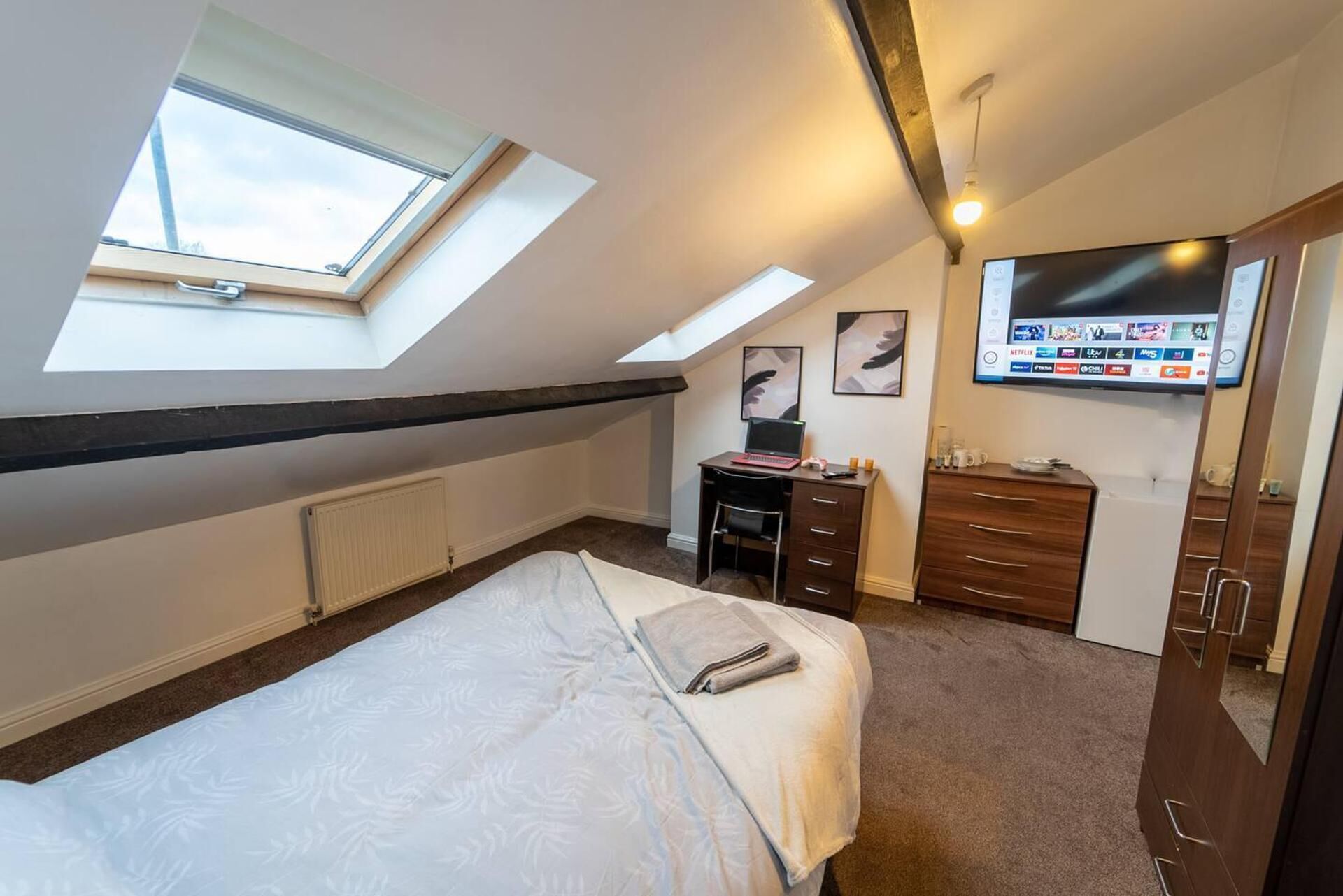 1 bedroom, free WiFi, bed sheets