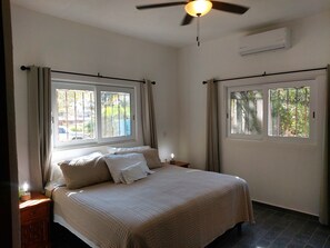 2 bedrooms, Internet - Brand New Home in Central Sayulita (Sayulita)