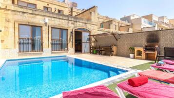 Villa | Pool | Outdoor pool