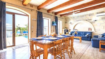 Villa | Tempat makan