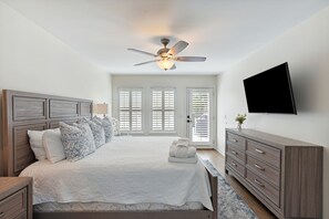 3 bedrooms, iron/ironing board, Internet, bed sheets