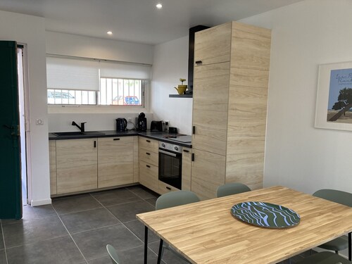 A 5 mn à pied du port ! Appartement avec Jardin