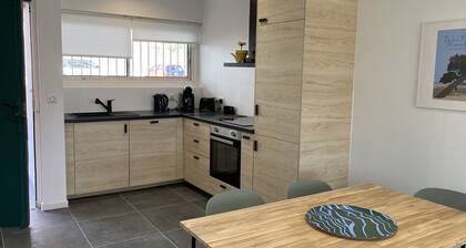 A 5 mn Ă pied du port ! Appartement avec Jardin