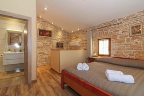 3 bedrooms, iron/ironing board, WiFi, bed sheets - Villa Olea in Barat  - Haus für 6-8 Personen (Kanfanar)