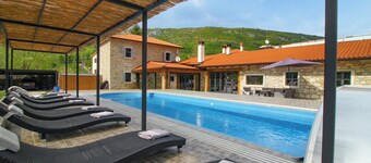 Villa Tina Livade in Gradinje - Haus für 8-12 Personen