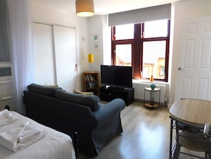 1 Schlafzimmer, Bügeleisen/Bügelbrett, Reisekinderbett, WLAN