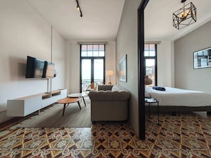 1 habitación, tabla de planchar con plancha, wifi y ropa de cama