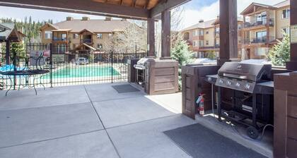 NEW pet friendly 1 bedroom - great location and amenities