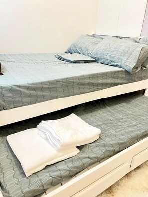 1 bedroom, WiFi, bed sheets