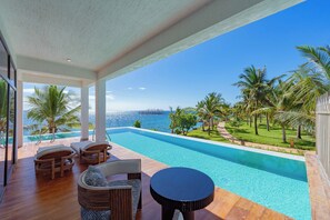 Presidential Villa | Terraço/pátio