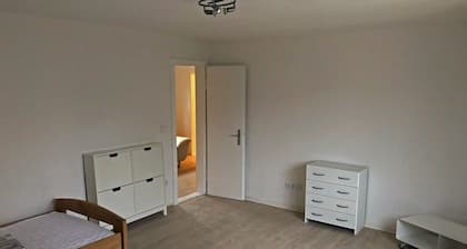 Ruhige Monteurwohnung-Fewo für 10 Personen in Werder