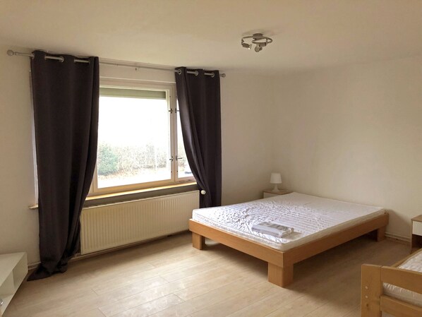 4 Schlafzimmer, WLAN, Bettwäsche