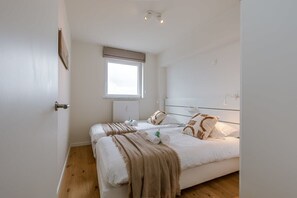 2 soverom, strykejern/-brett, wi-fi og sengetøy