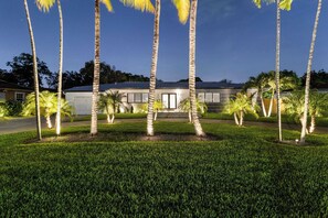 Exterior - Treehouse Villa | One Of A Kind Luxury Mansion (Miami)