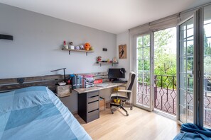 4 chambres, Wi-Fi, literie fournie