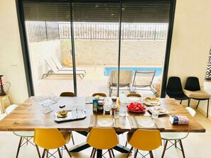 Dining - Modern villa with private pool (Marrakech)