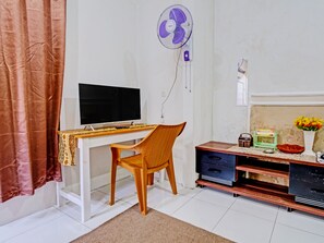 Lobby - Spot On 91425 Mekargalih Homestay Syariah (Mekargalih)