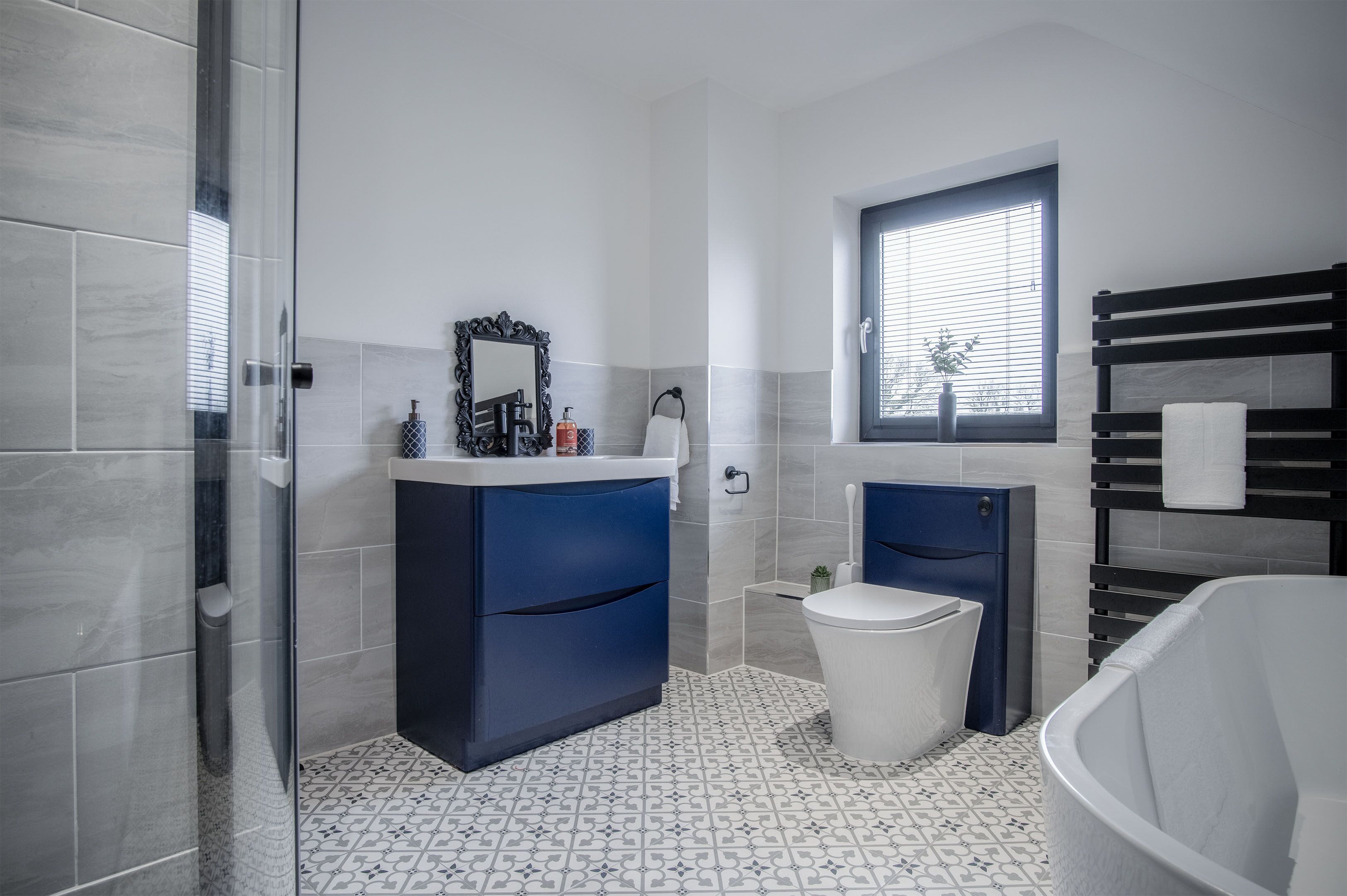 Field View - 3 Bedroom Luxurious Home - Reynalton