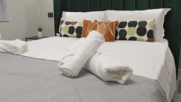 1 phòng ngủ, nệm cao su hoạt tính (memory foam), minibar