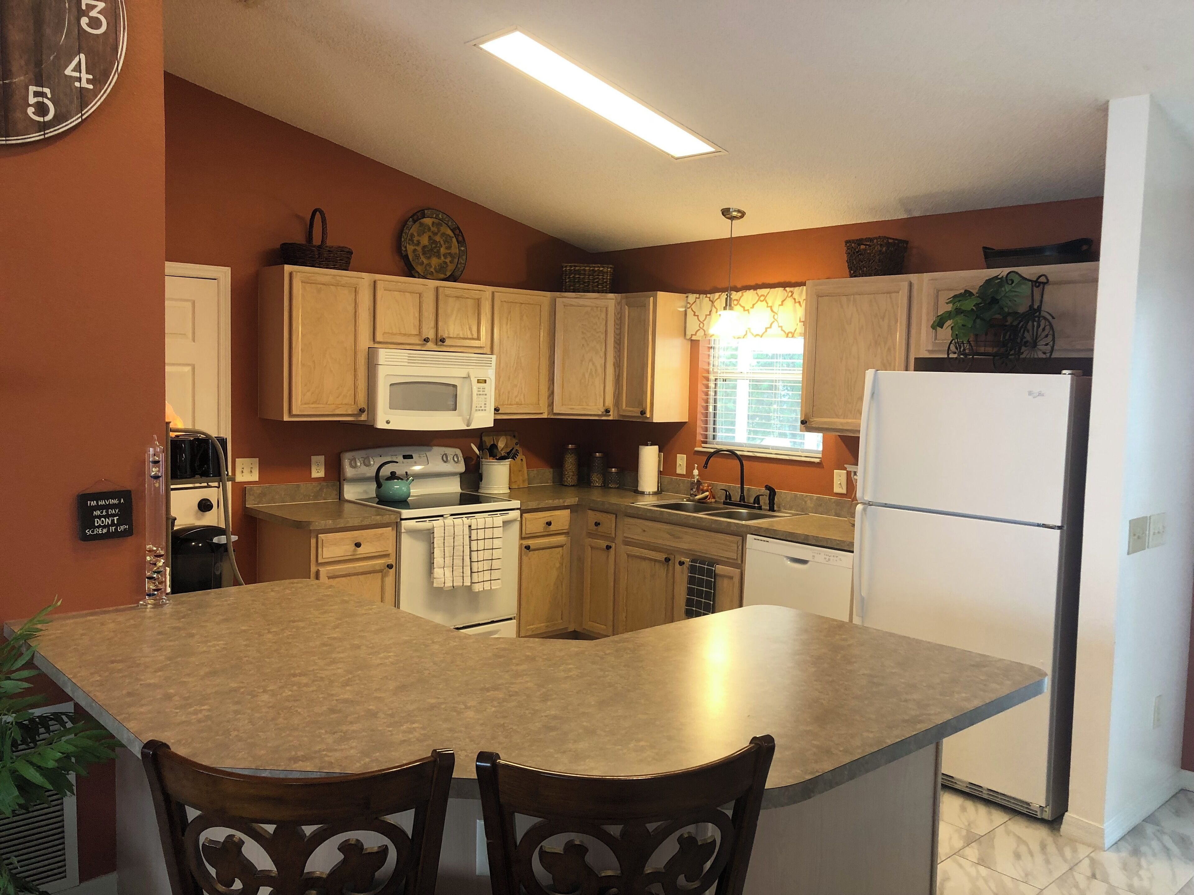 House, Multiple Beds, Lanai, Garden View | Private kitchen | Fridge, microwave, oven, stovetop